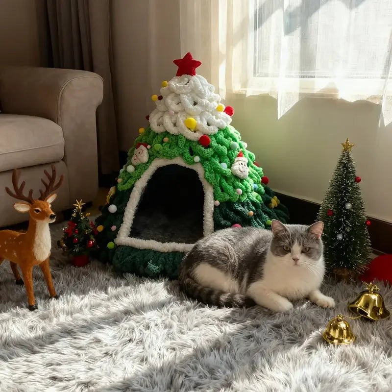 Christmas Tree Cat House & Bed – Winter Warm Enclosed Cat Nest, Cozy Security Hideaway for Cats & Kittens