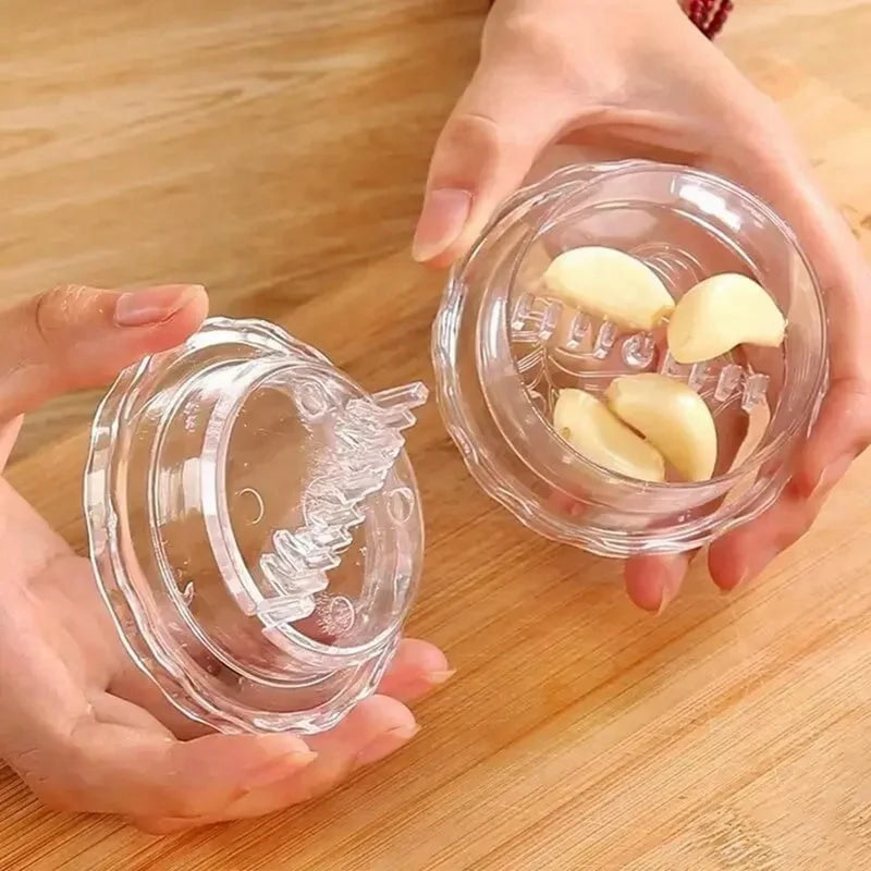 Manual Garlic Crusher Roll Chopper Kitchen Gadget for Easy Mincing